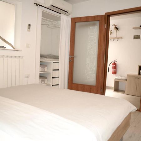 Medizen Apartment Izola Luaran gambar