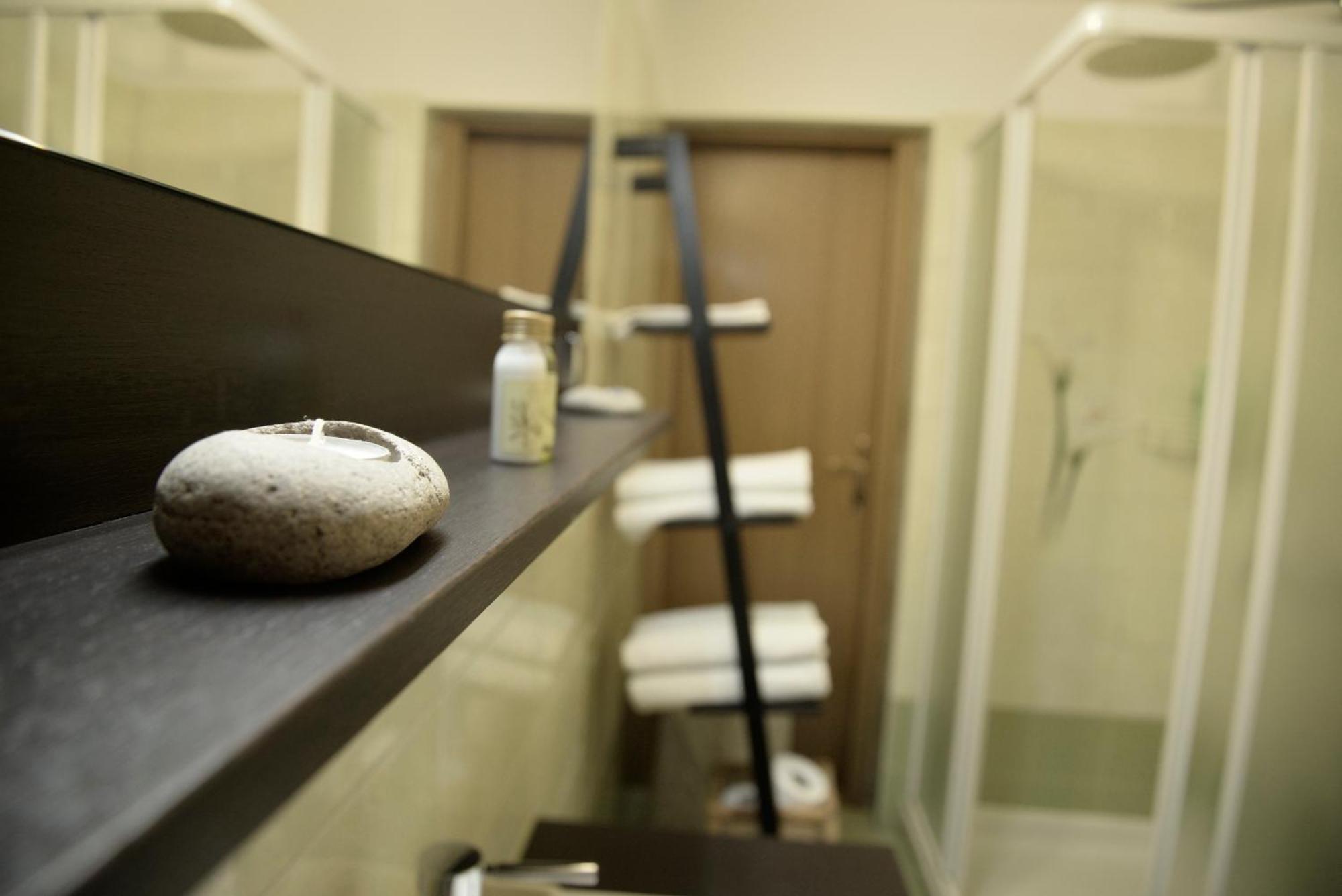 Medizen Apartment Izola Luaran gambar