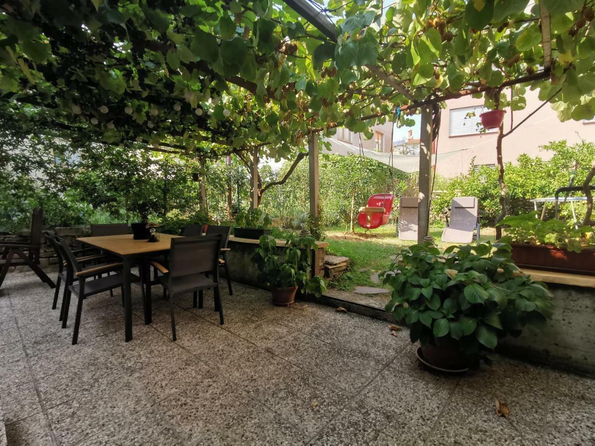 Medizen Apartment Izola Luaran gambar